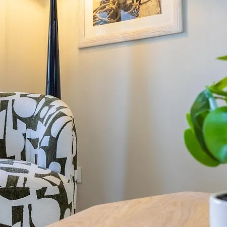 Avec Vue Exceptionnelle Sur Le Vieux-port 拉罗歇尔